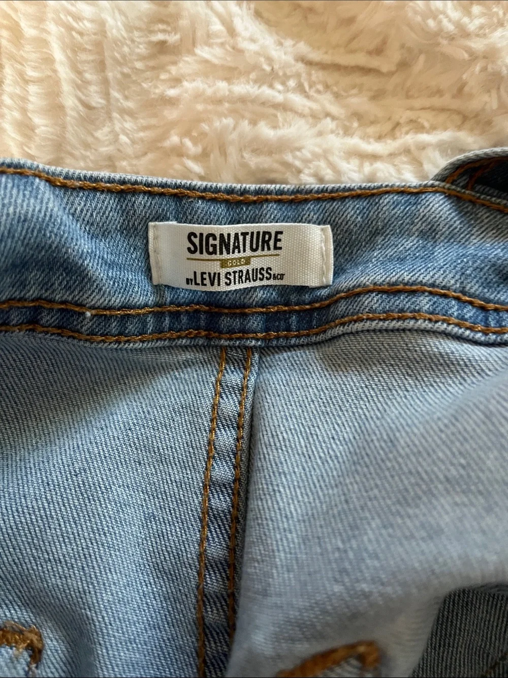 Levi’s Signature Gold - Women's Denim Overalls